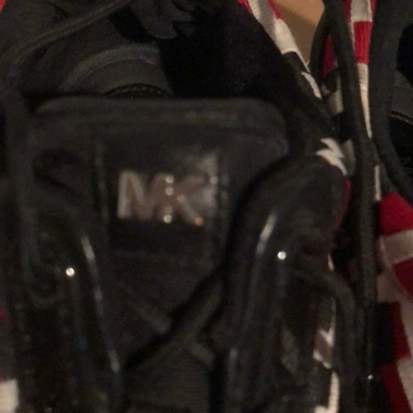 Michael Kors - Picture 2 of 8